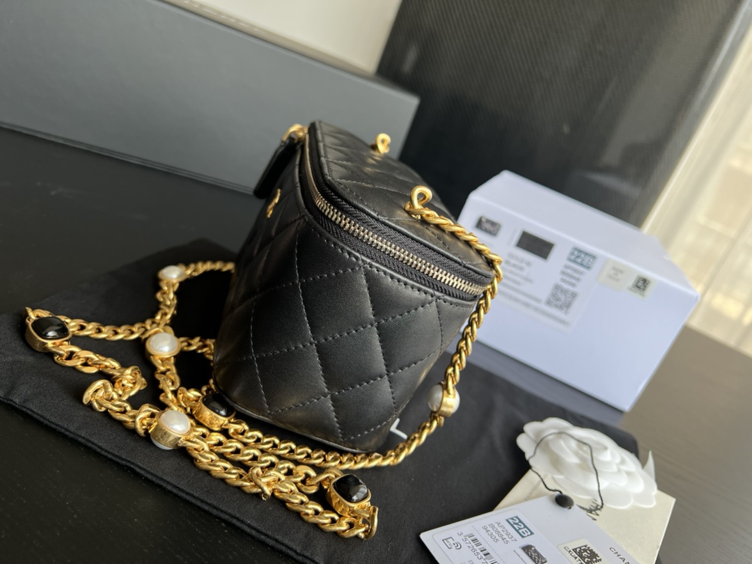 Handbag Chanel AP2937 size 8.5cmx11cmx7 cm - vstockx
