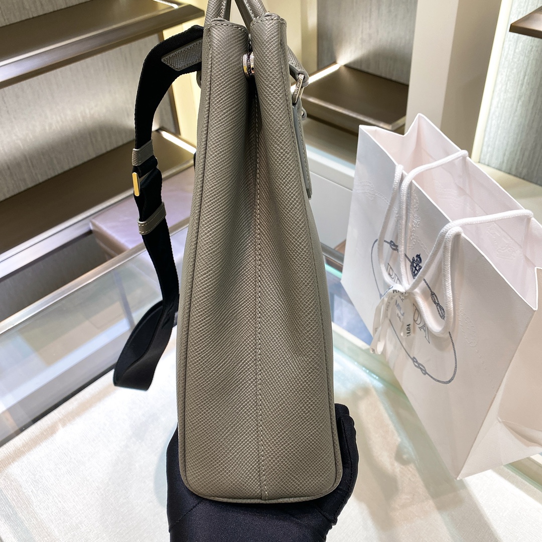 handbags prada 2VG061 size ?9*29*9cm - vstockx