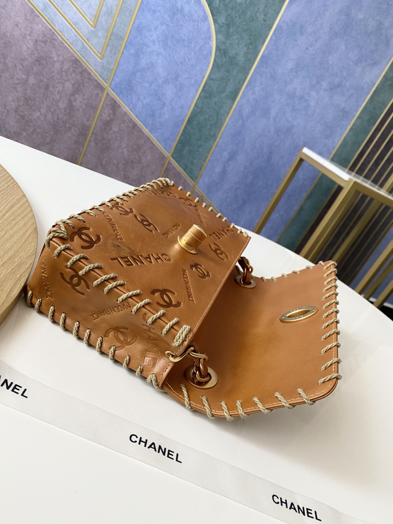 Handbag Chanel 0966 size 25 6 14 cm - vstockx