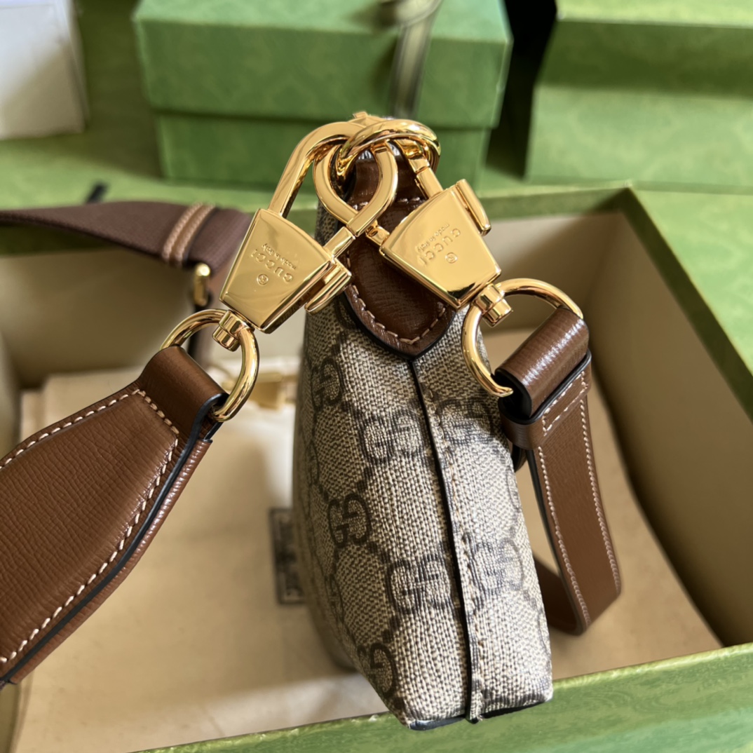 Handbag Gucci 723306 size 16*13.5*3.5 cm - vstockx