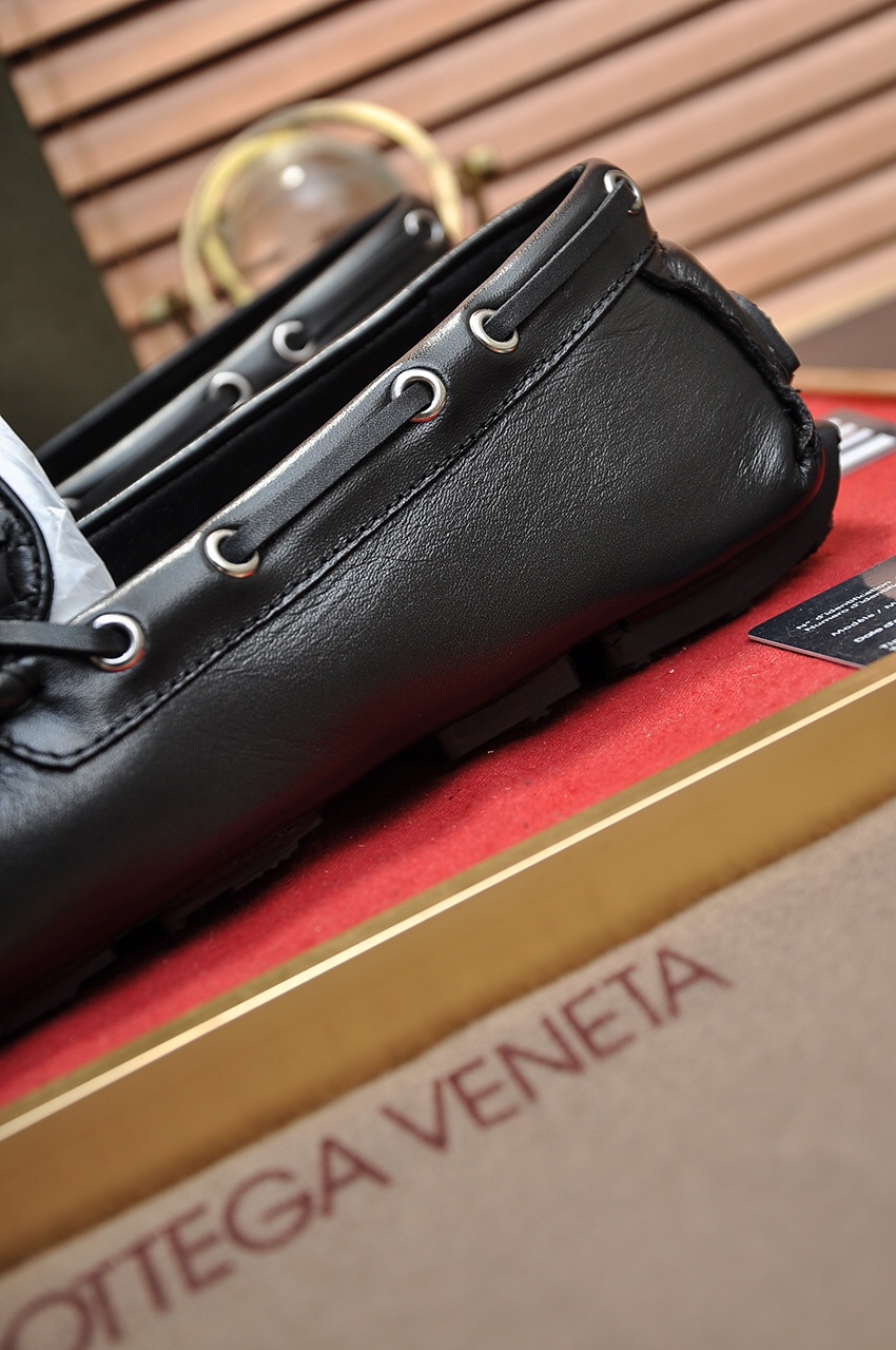 Bottega Veneta Intrecciato Leather Loafers 9 - vstockx