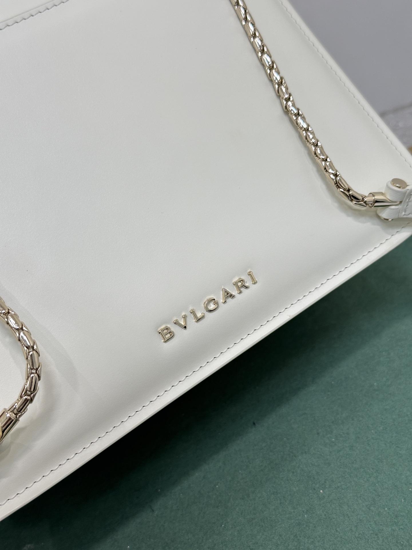 Handbags Bvlgari 289835 size:22.5*18.5*11 cm - vstockx