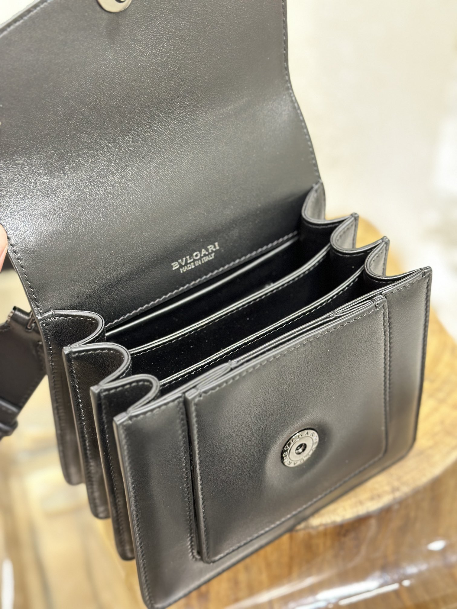 Handbags Bvlgari 290762 size:18*15*9.5 cm - vstockx