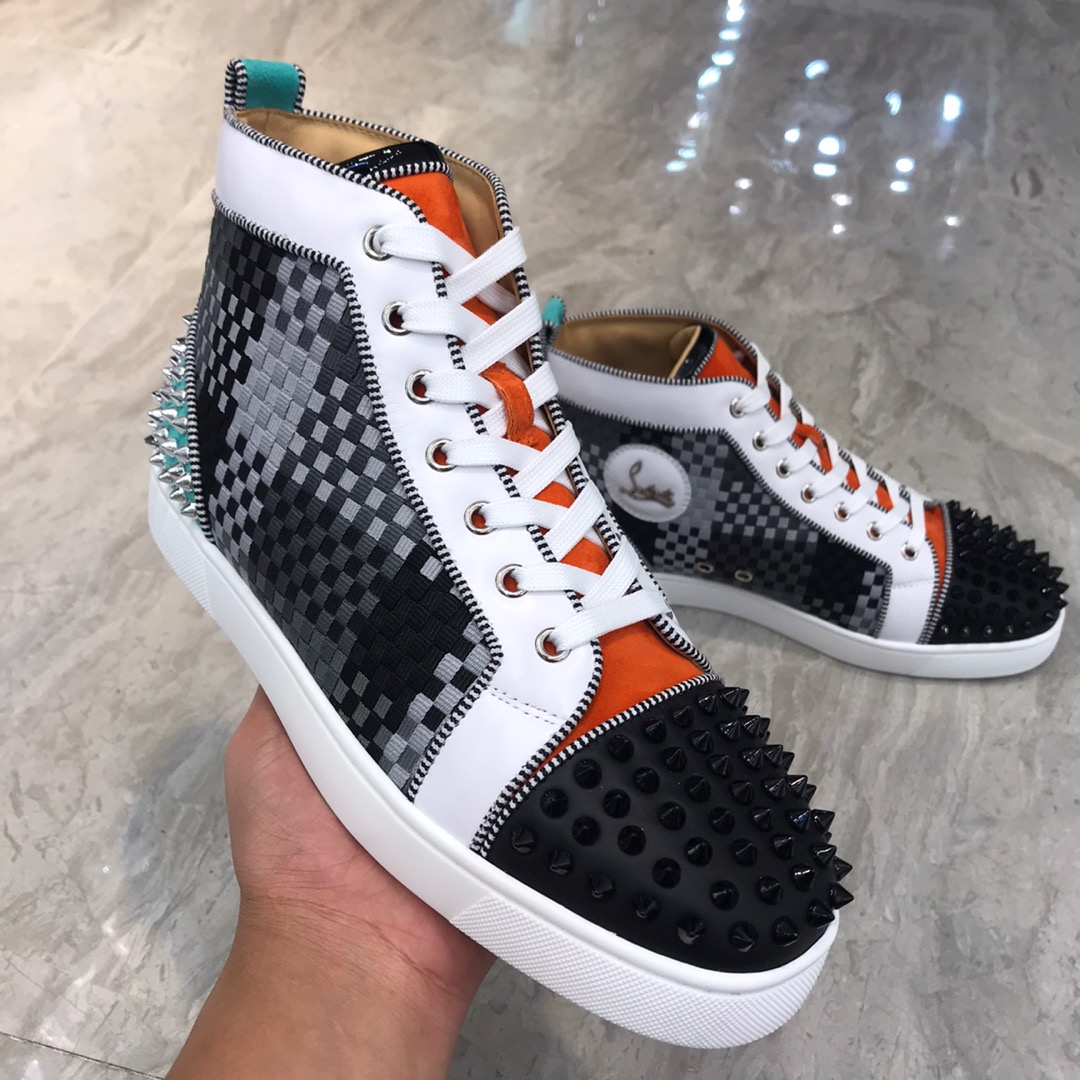 Christian Louboutin Louis Junior Spikes Orlato Flat Sneakers 27 - vstockx