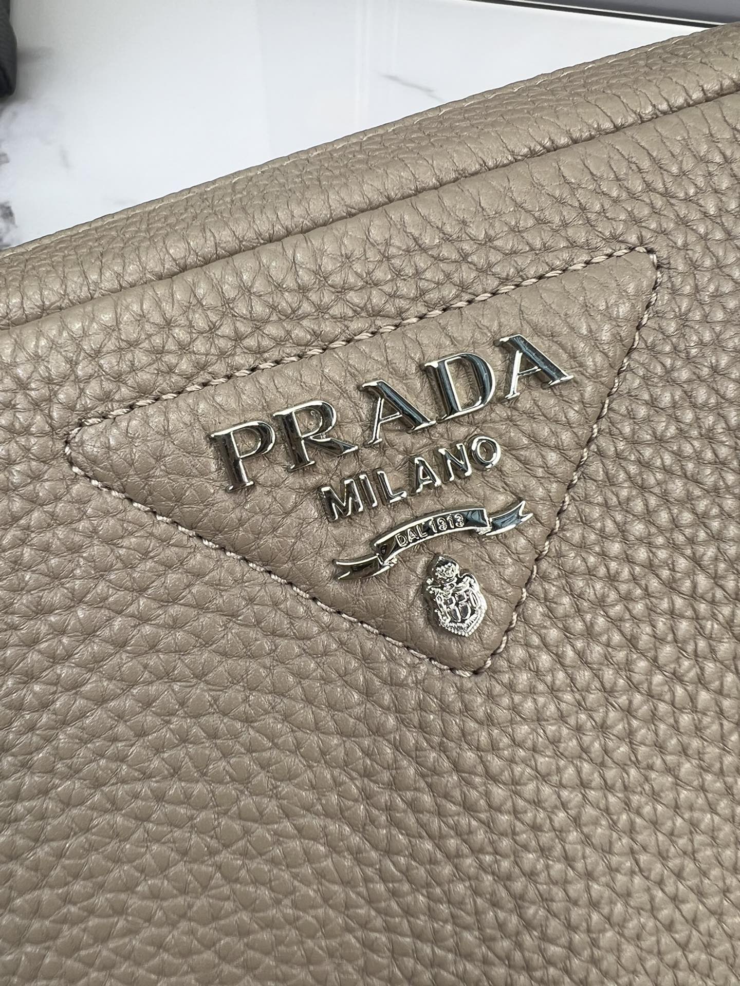 handbags prada 1BD082 22*14*8 - vstockx