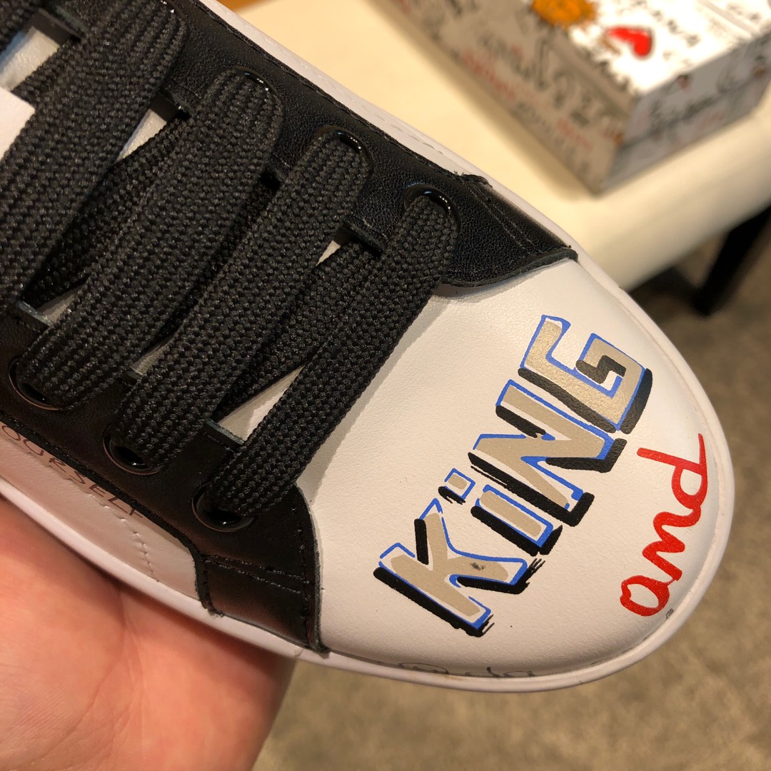 Dolce & Gabbana Low Tops Sneakers 136 - vstockx