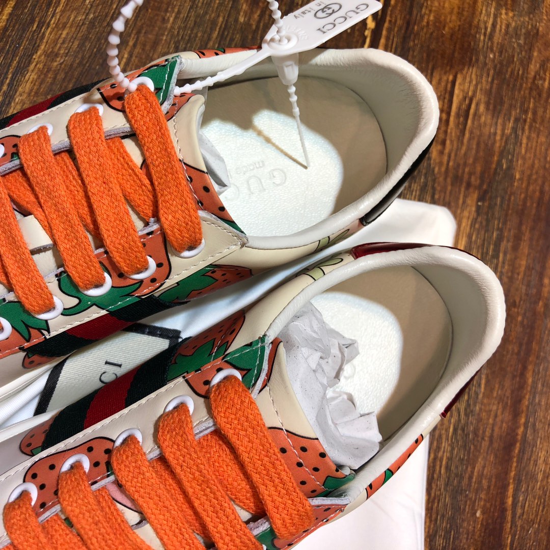 Gucci Ace Strawberry (W) - vstockx