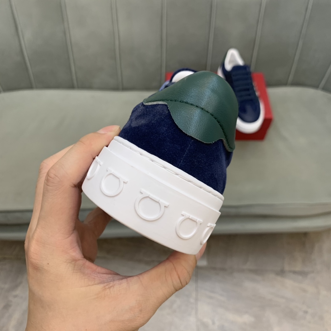 Salvatore Ferragamo Gancini Sneaker 14 - vstockx
