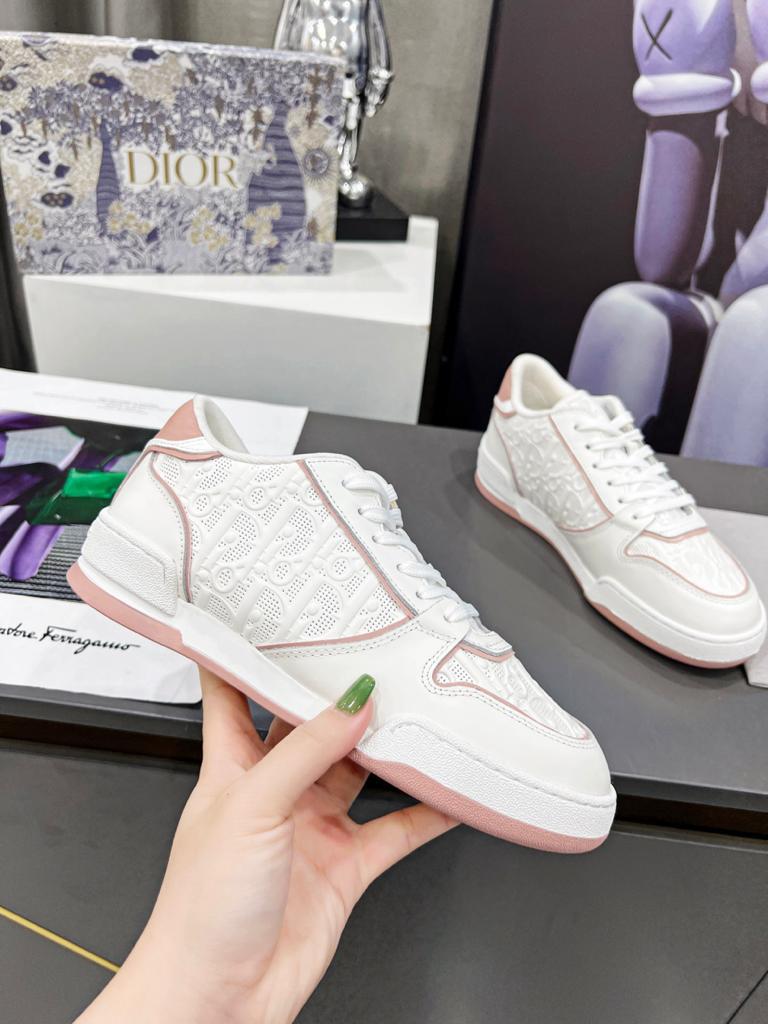 Dior One White and Nude Dior Oblique Perforated Calfskin (Women's) - vstockx