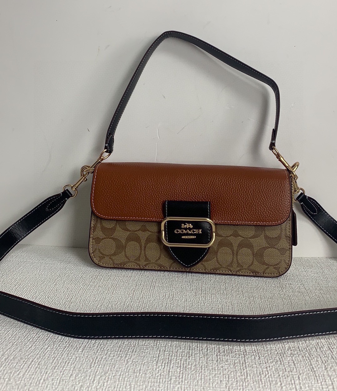 Handbags Coach CE560 size:26*15*7.5 - vstockx
