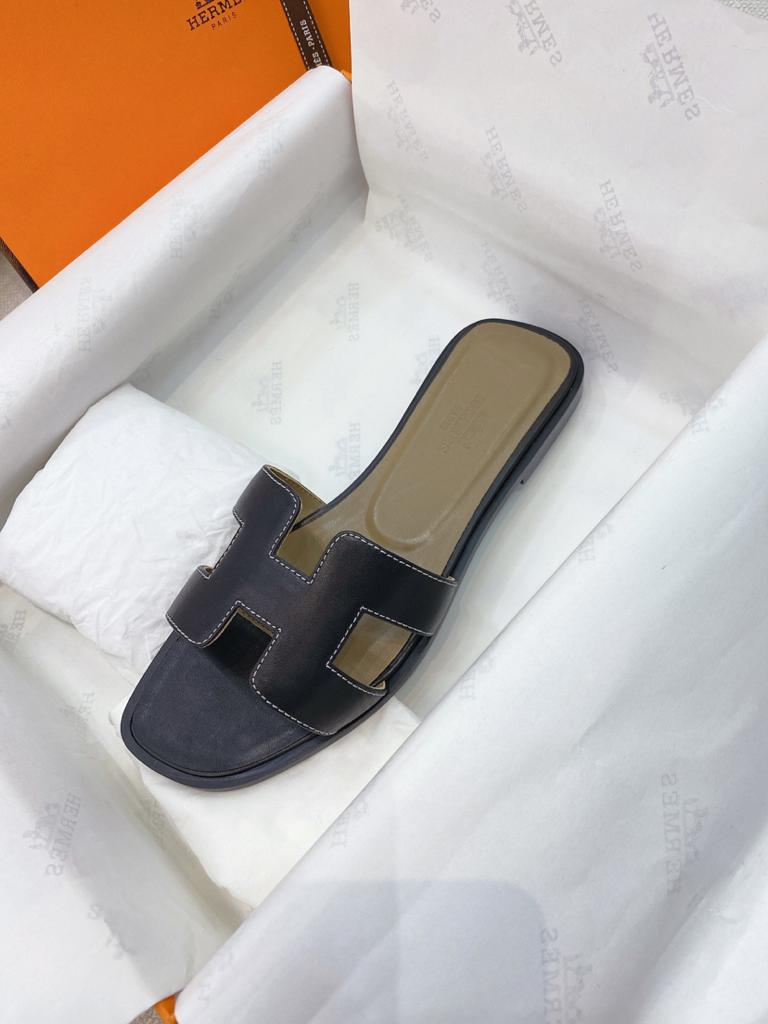 Hermes Sandals 84 - vstockx