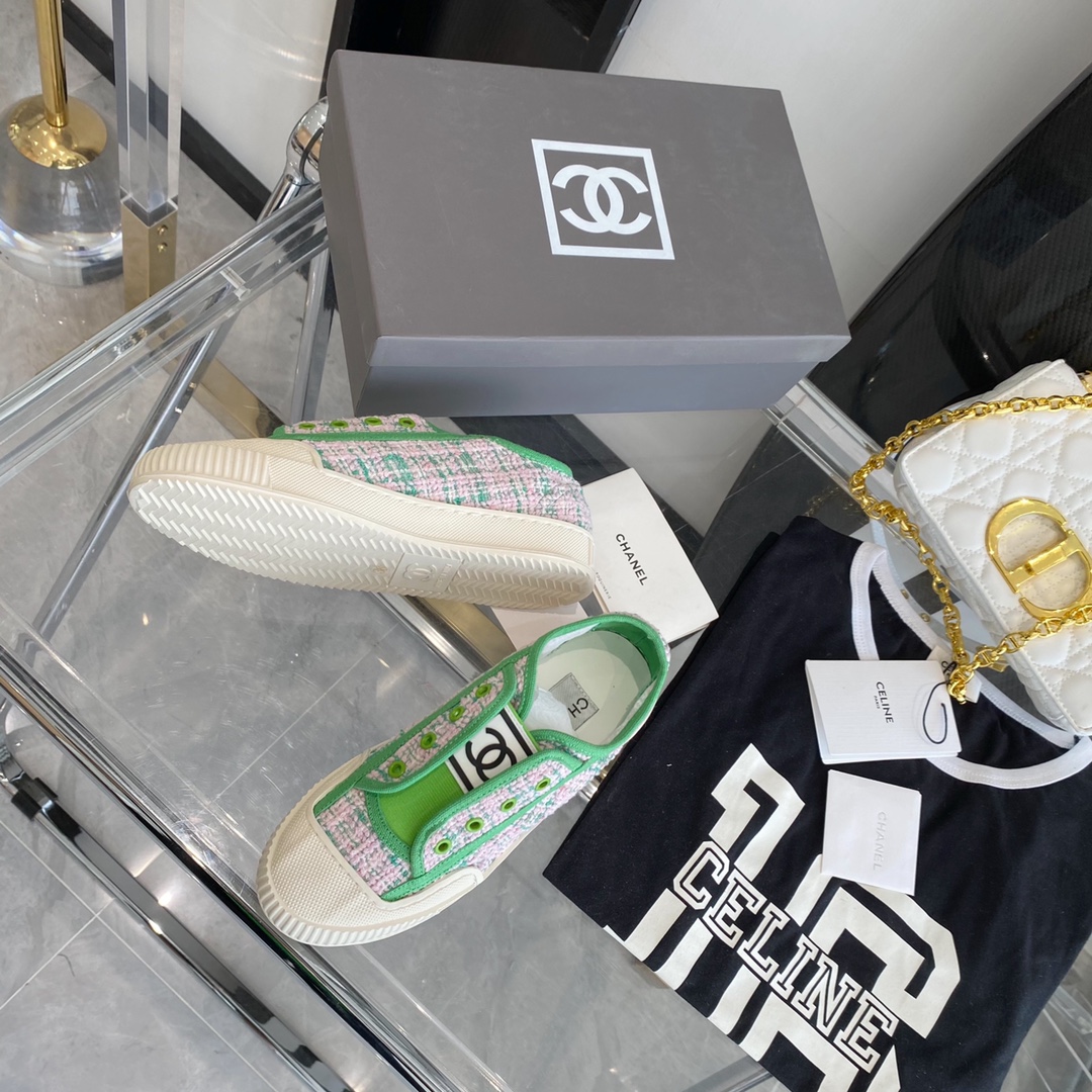 Chanel Flat canvas Sneaker 3 - vstockx