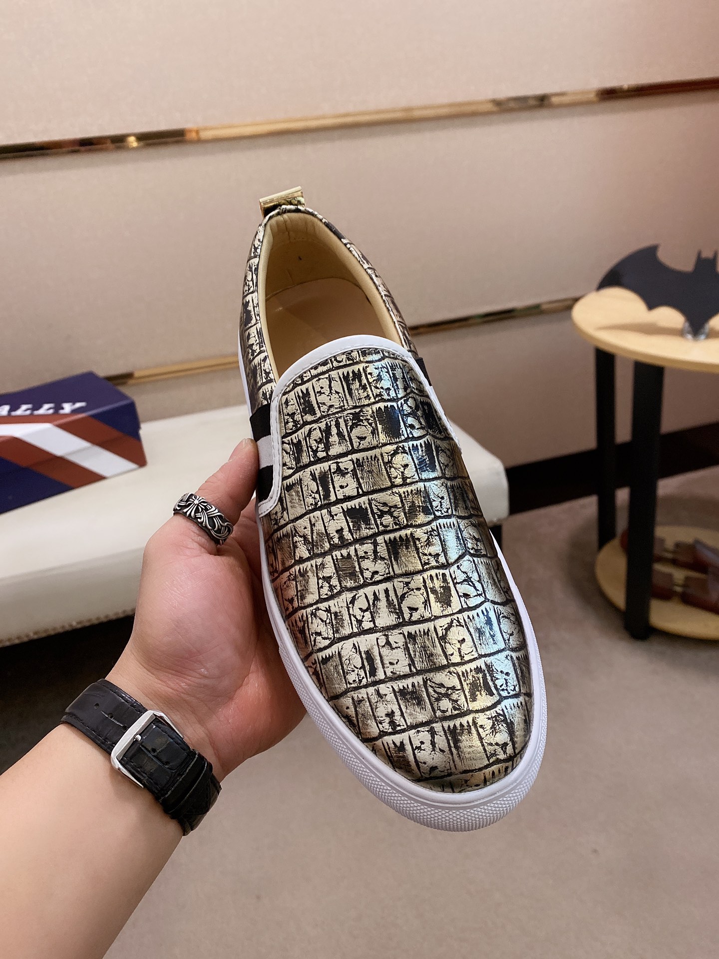 Bally Low Top Sneaker 1 - vstockx