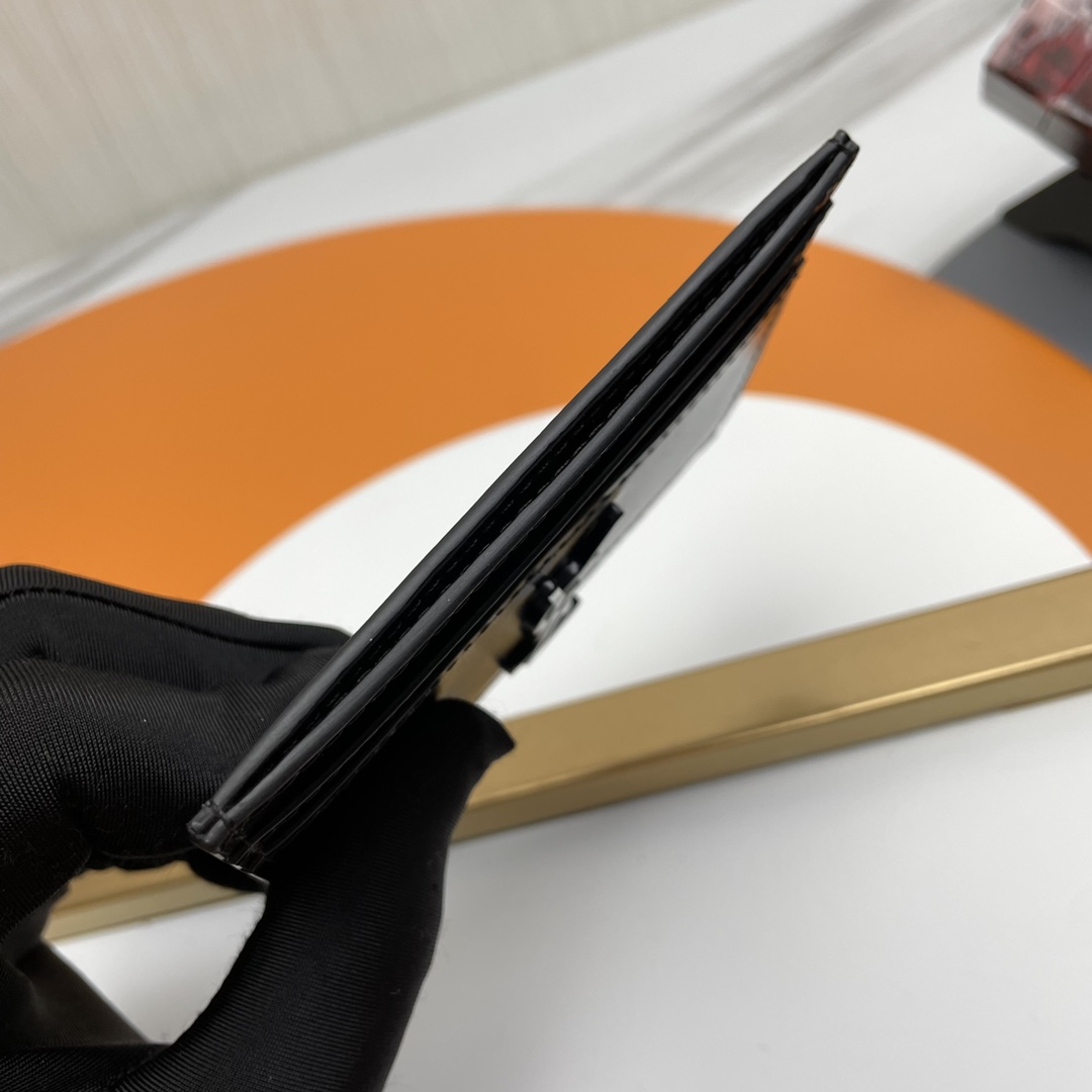 Handbags SAINT LAURENT 423291 size 10x7.5x0.5 cm - vstockx