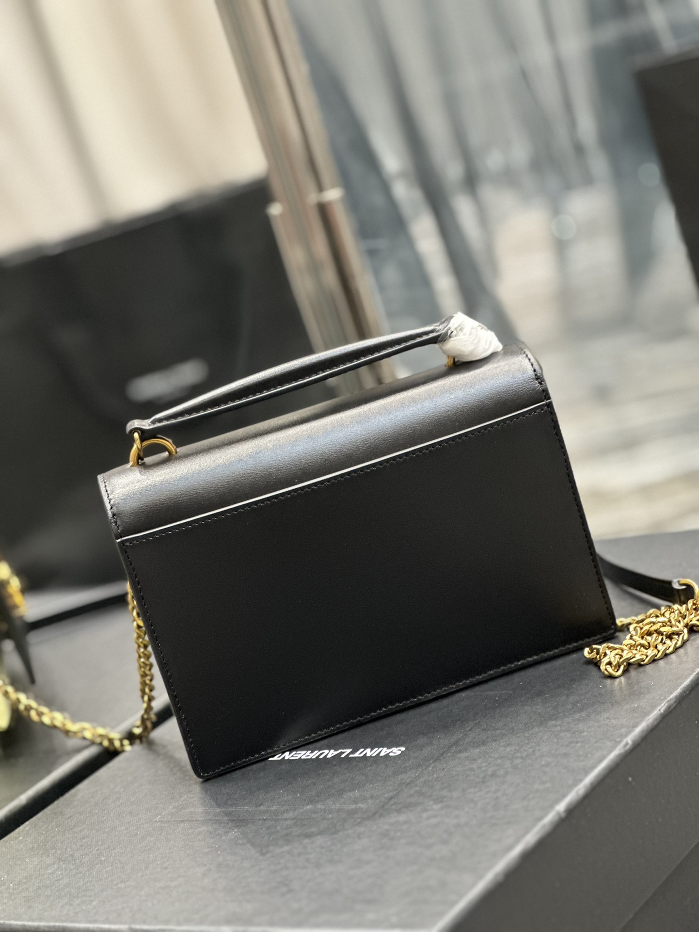 Handbags SAINT LAURENT 533026 size 19x14x5.5 cm - vstockx