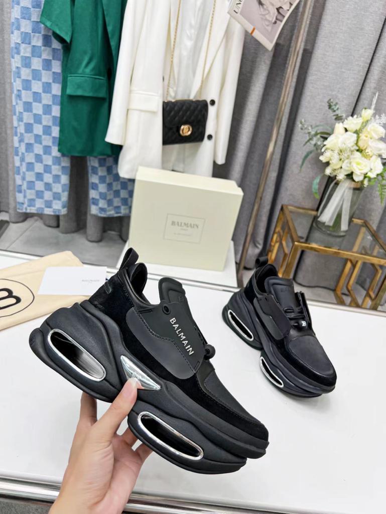 Balmain B-Bold Low-Top Black Suede - vstockx
