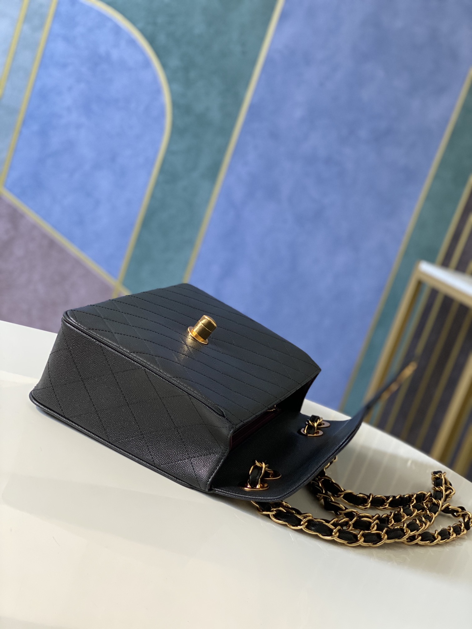 Handbag Chanel A88 size 30.21.8 cm - vstockx