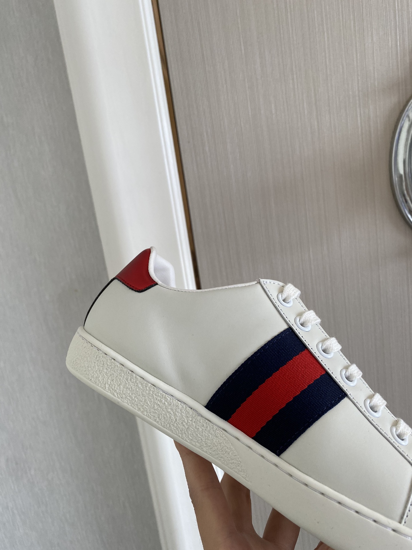 Gucci Women's Ace sneaker with bee sneaker 4 - vstockx