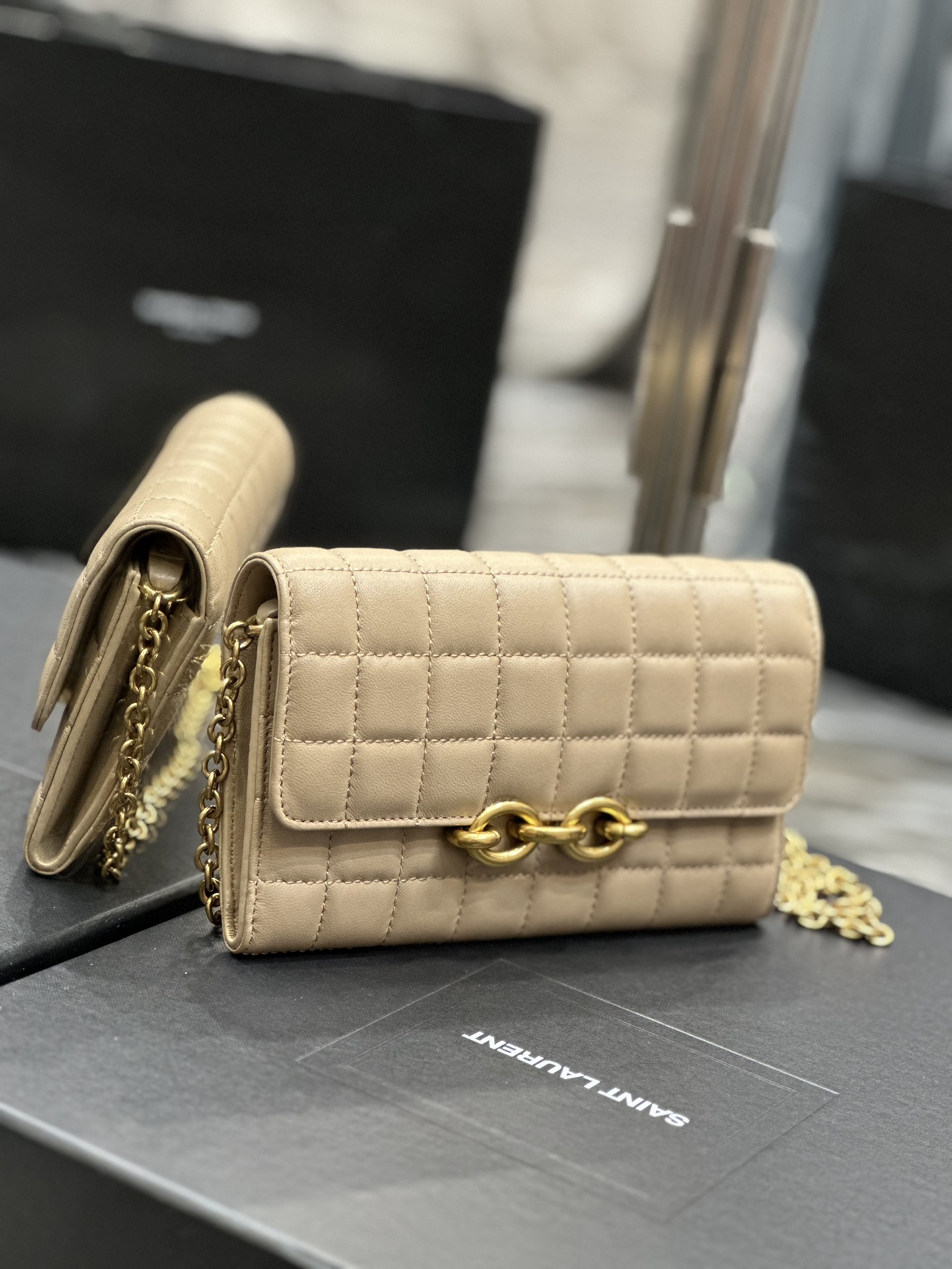 Handbags SAINT LAURENT 738109 size 19  11  4 cm - vstockx