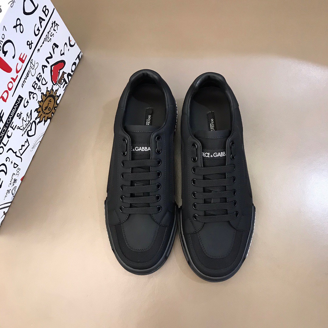 Dolce & Gabbana Low Tops Sneakers 15 - vstockx