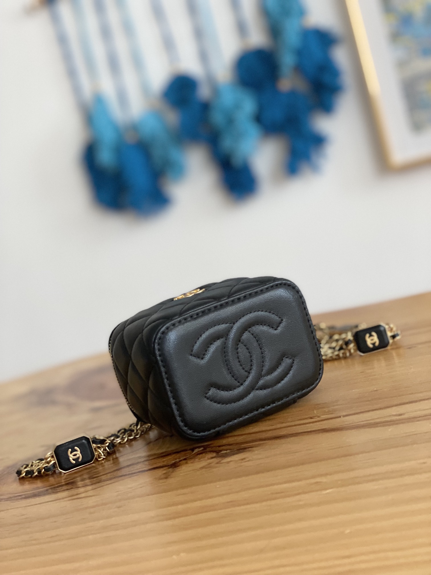 Handbag Chanel 81218 size 11 8.5 7 cm - vstockx