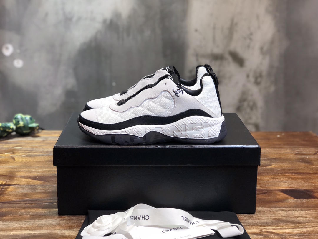 Chanel Fabric & Suede Calfskin Low Top Sneaker 24 - vstockx