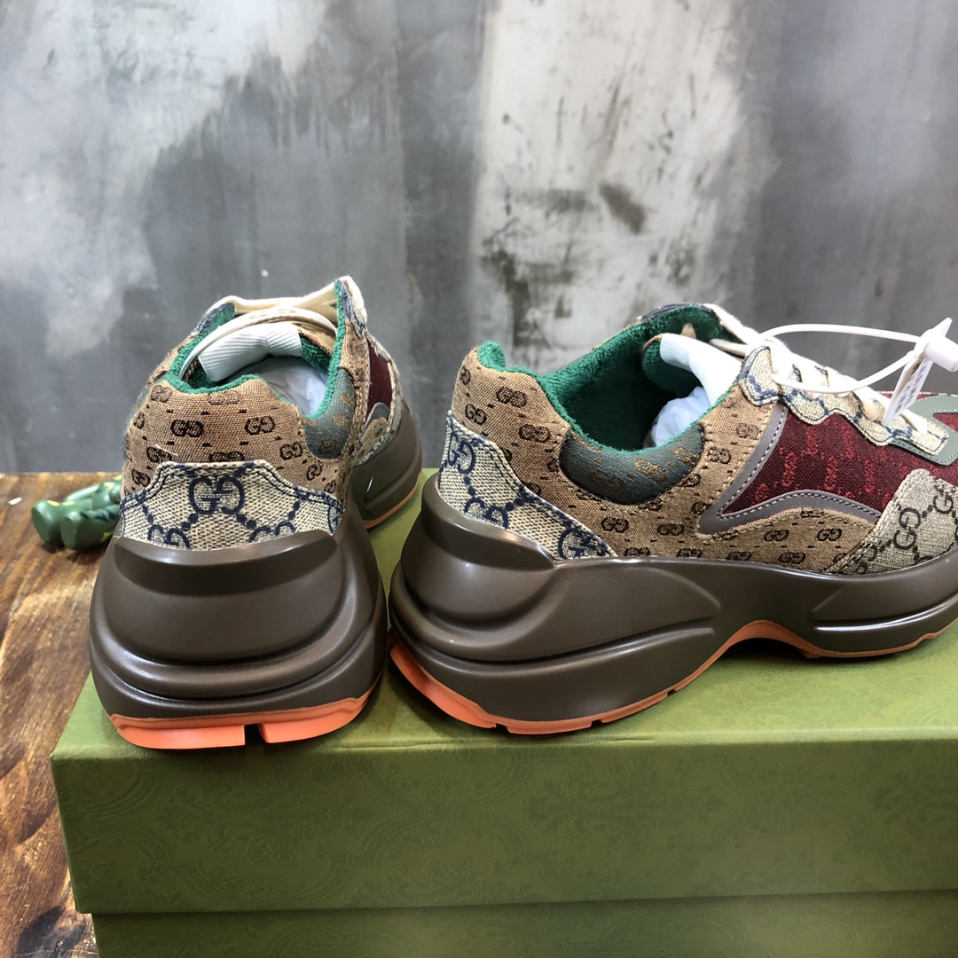 Gucci Rhyton sneaker 37 - vstockx
