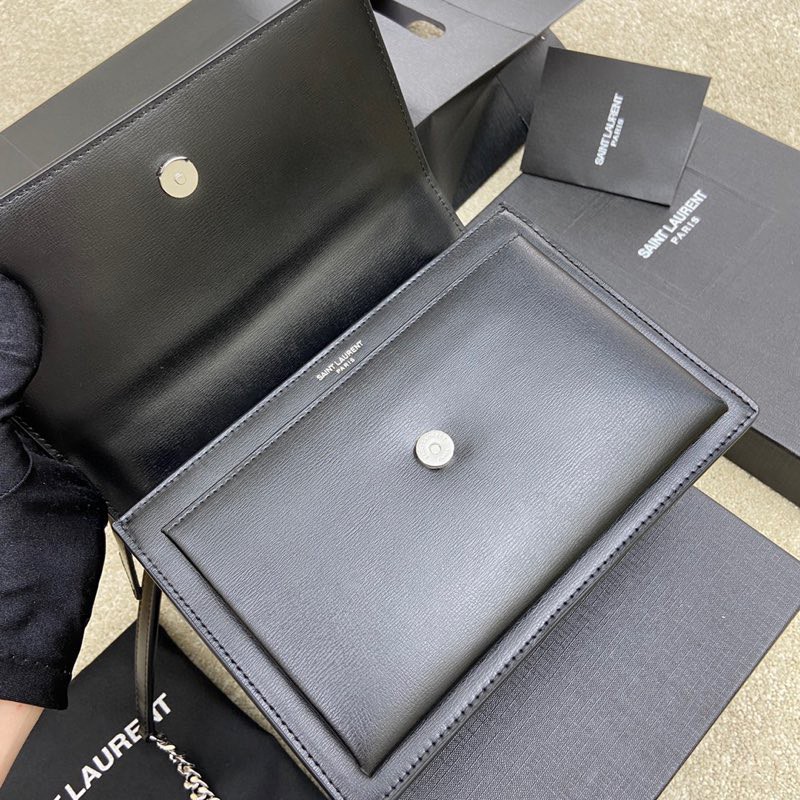 Handbags SAINT LAURENT 442906 size 22x8x16 cm - vstockx