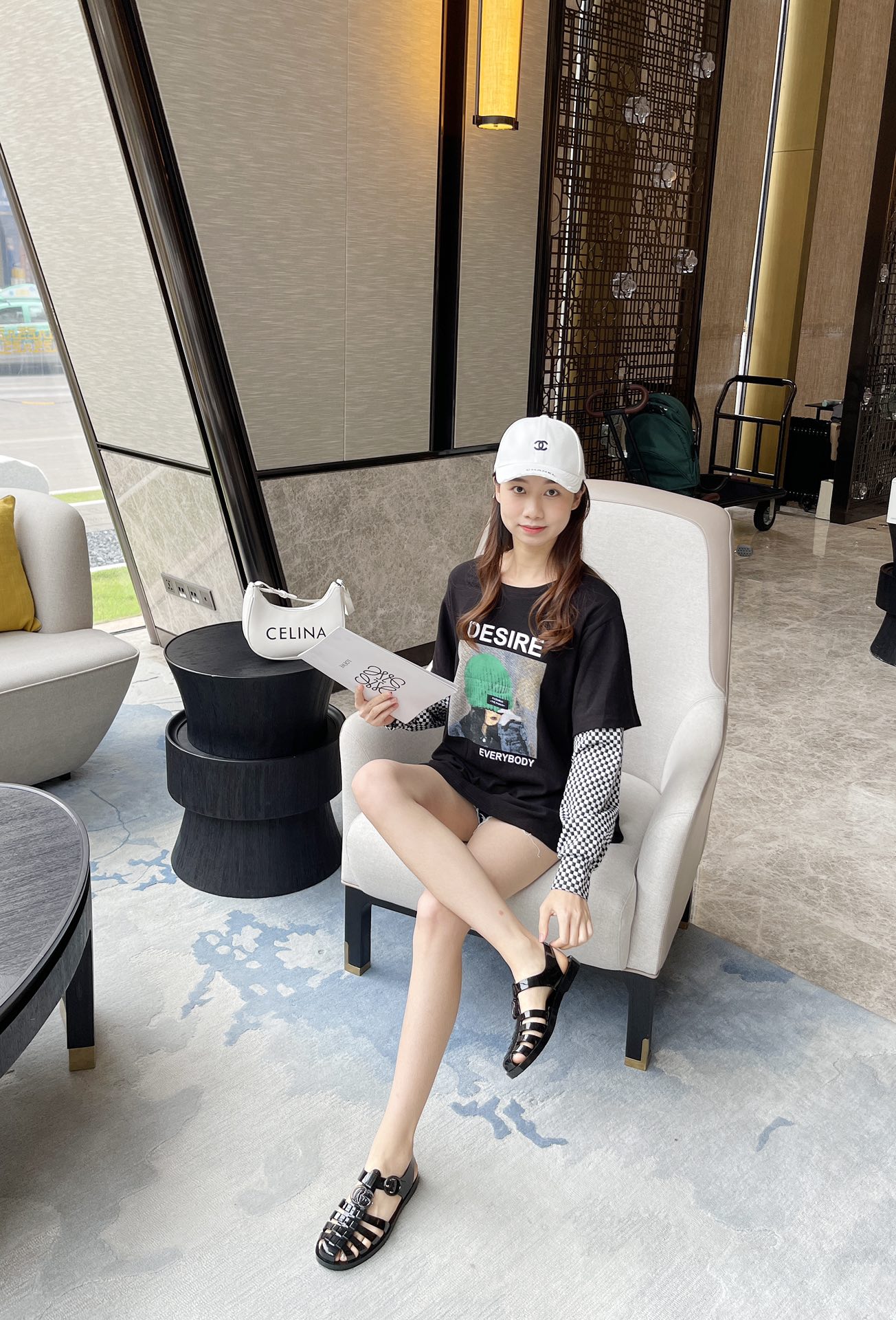 Gucci Women's sandal with Double G Women 11 - vstockx