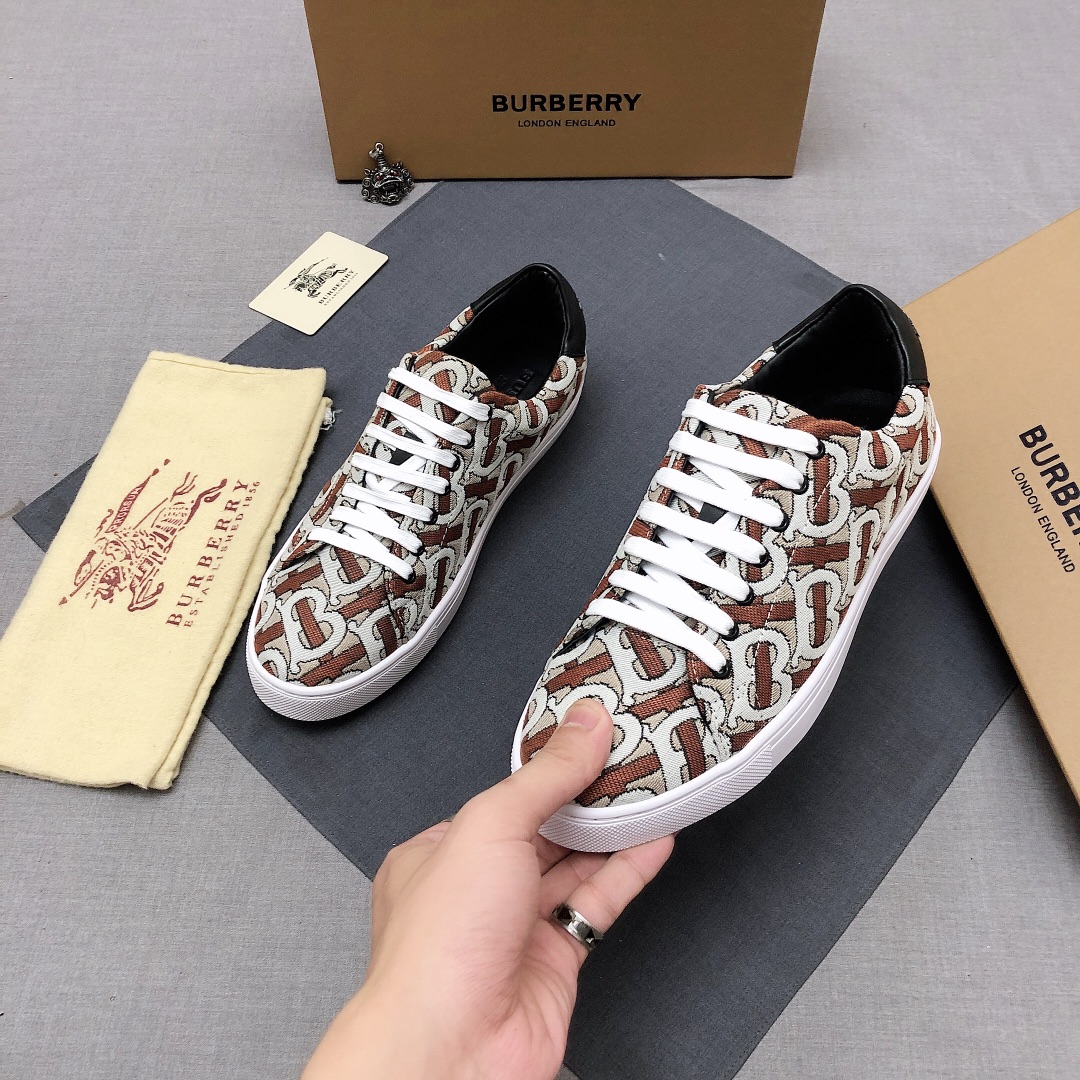 Burberry Perforated Check Sneaker 6 - vstockx