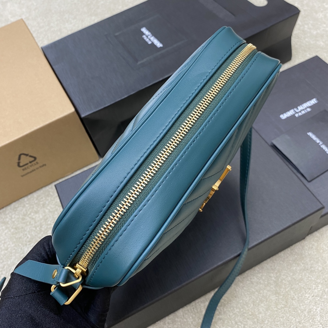 Handbags SAINT LAURENT 520534 size 23x16x6 cm - vstockx