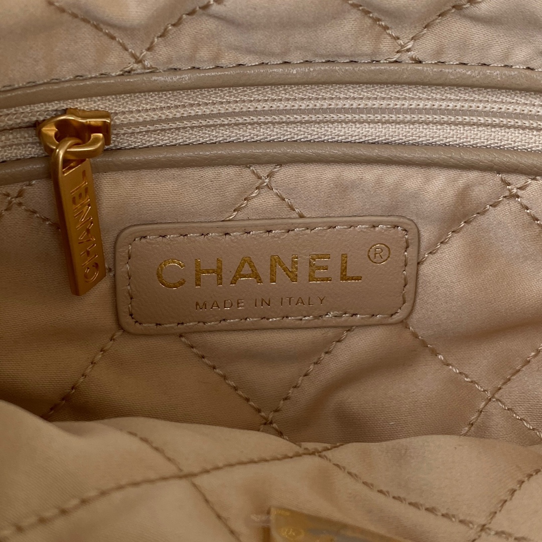 Handbag Chanel AS3263 size 18X20X6.5 cm - vstockx