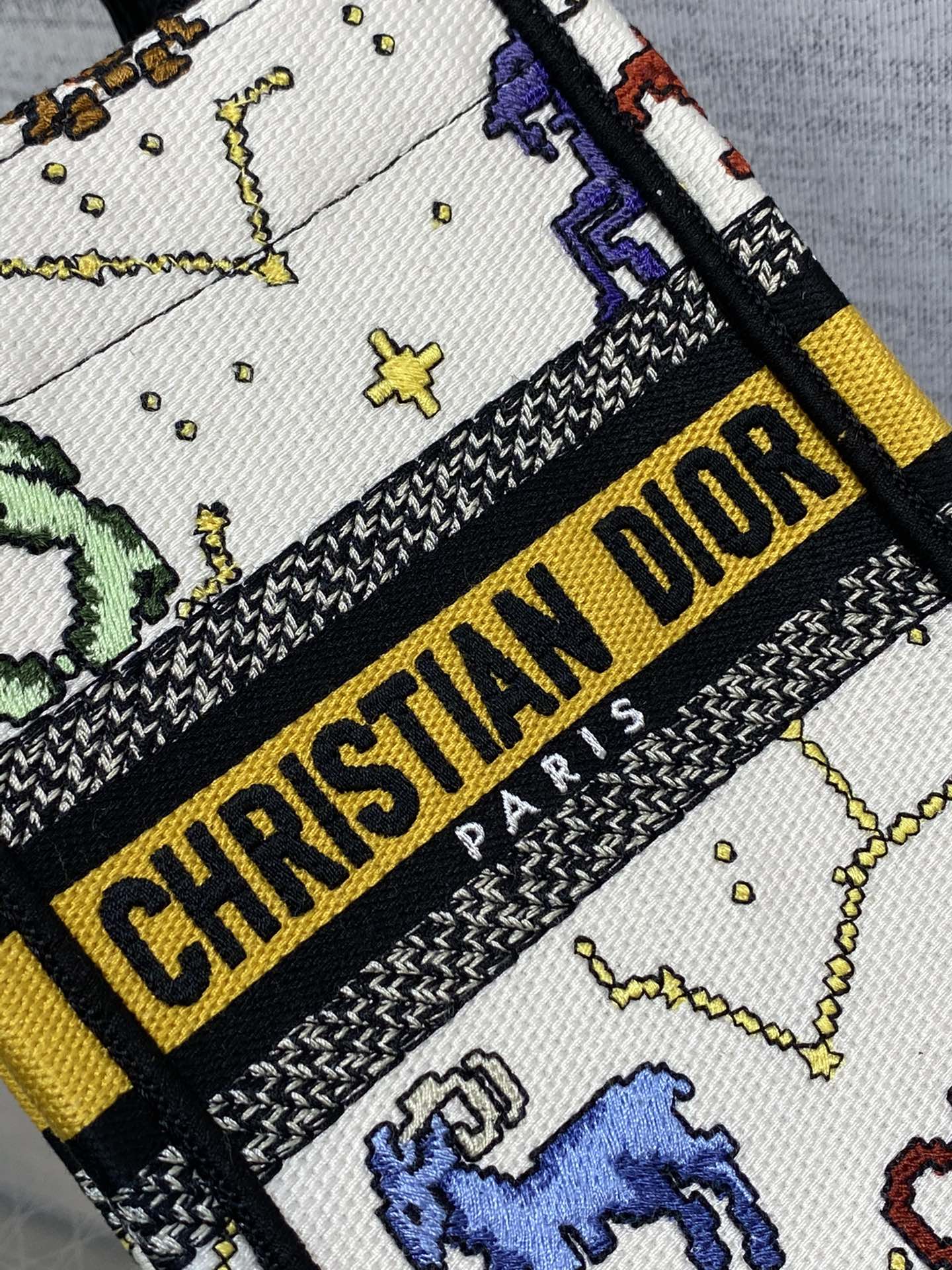 Handbag Dior size 13.5*5*18 cm - vstockx