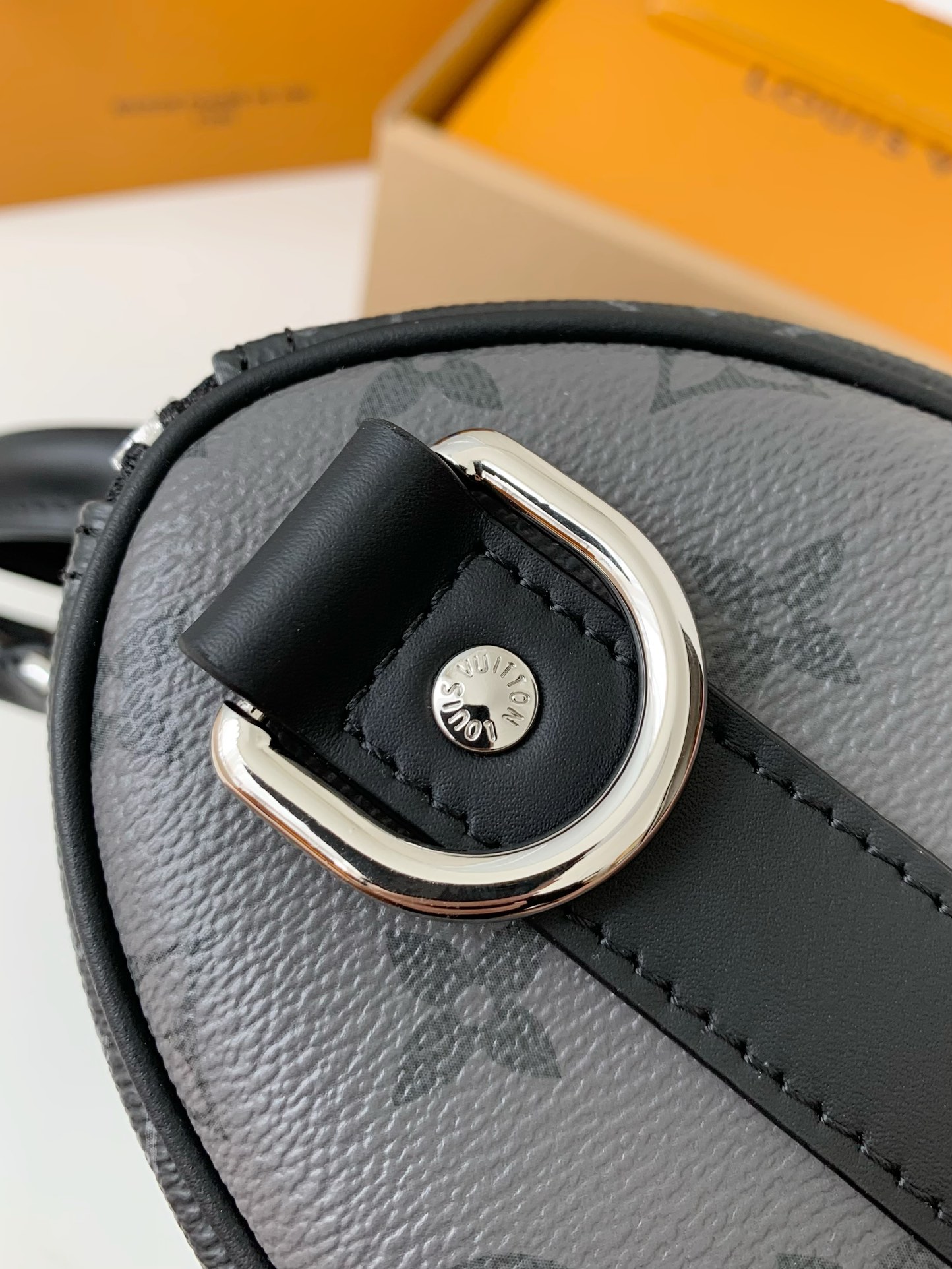 Handbags Louis Vuitton M46271 size:25x15x11 cm - vstockx