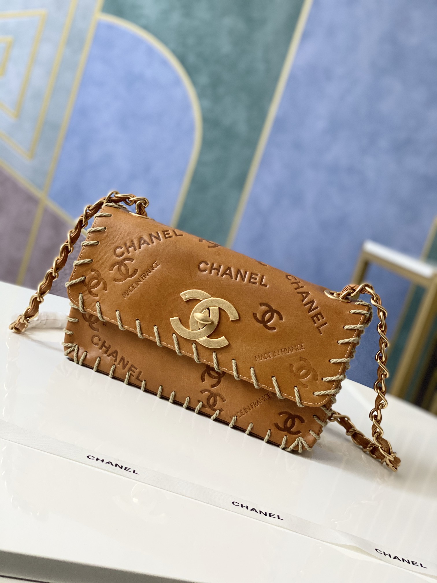 Handbag Chanel 0966 size 25 6 14 cm - vstockx
