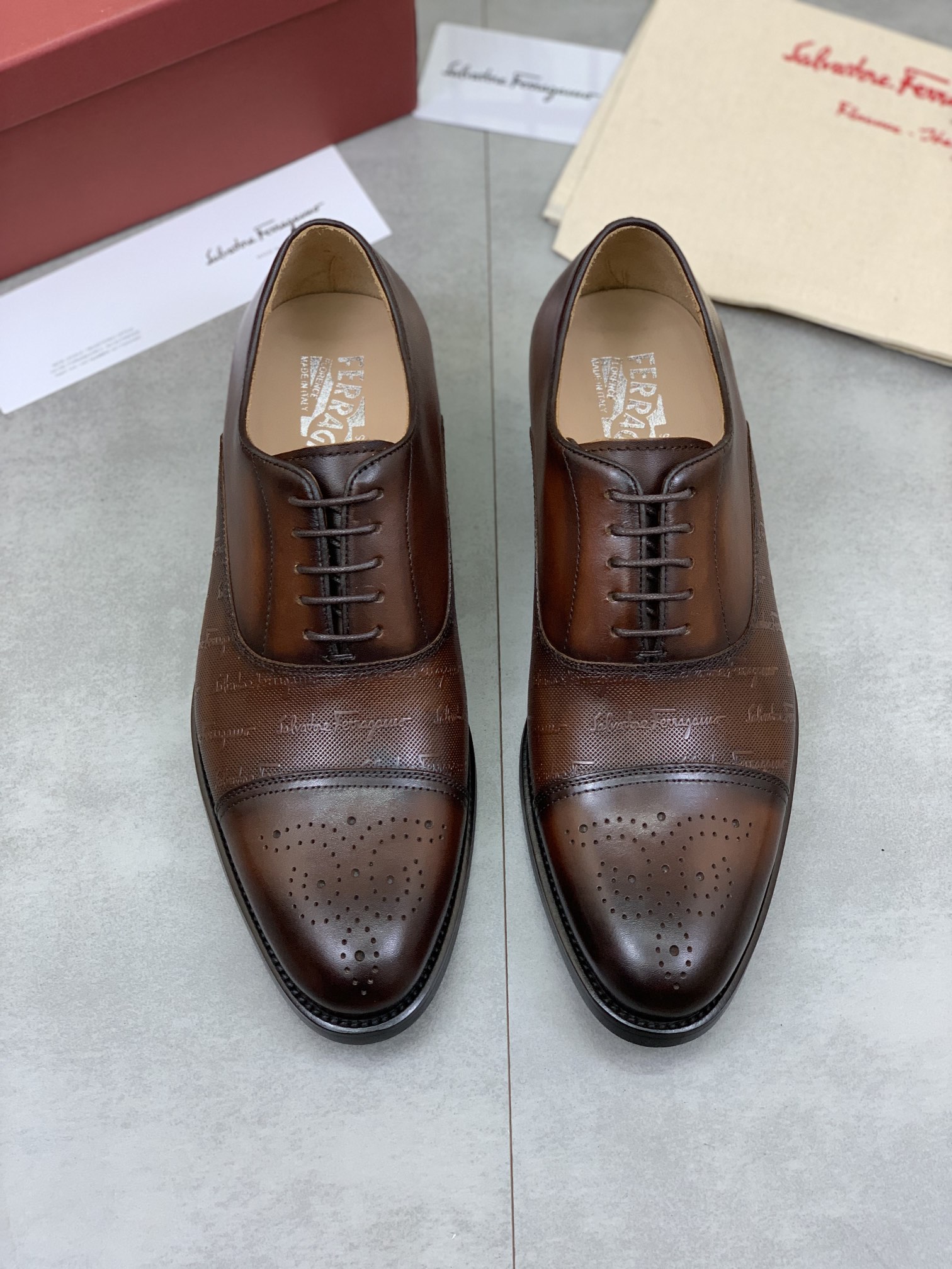 Salvatore Ferragamo Boots 16 - vstockx