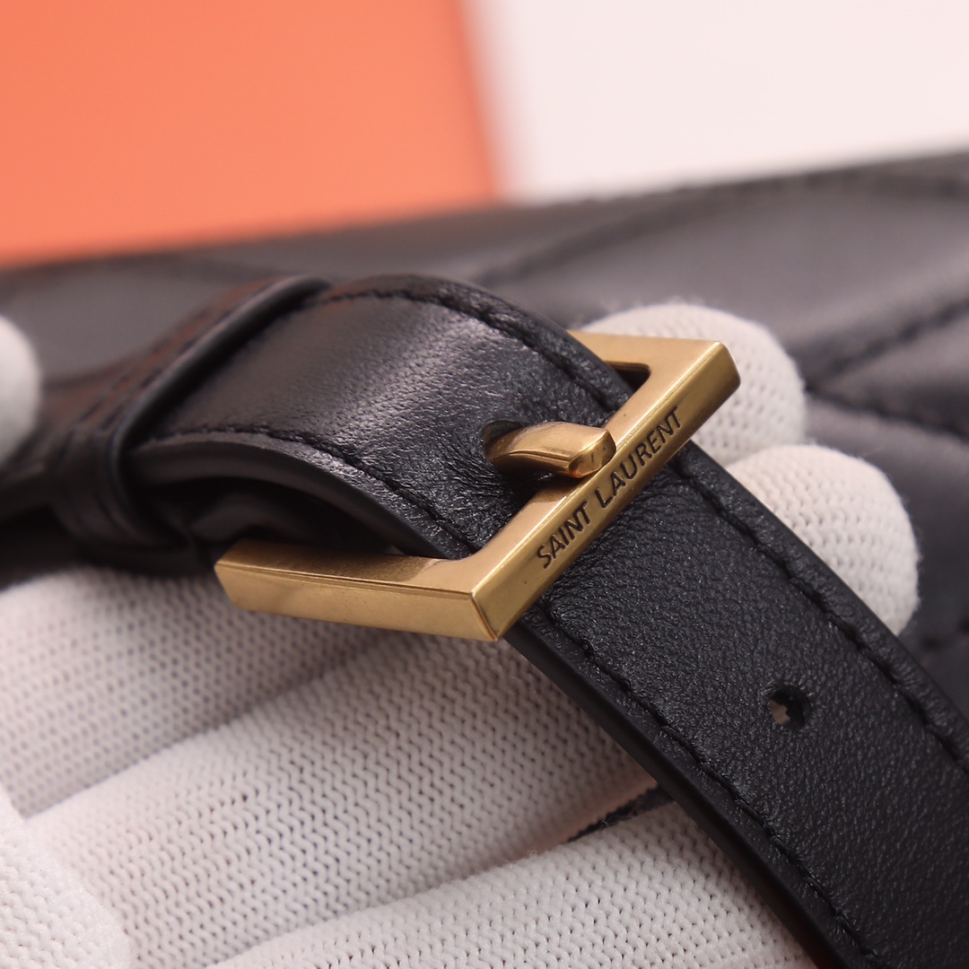 Handbags SAINT LAURENT 710080 size 19 X 15 X 8 cm - vstockx