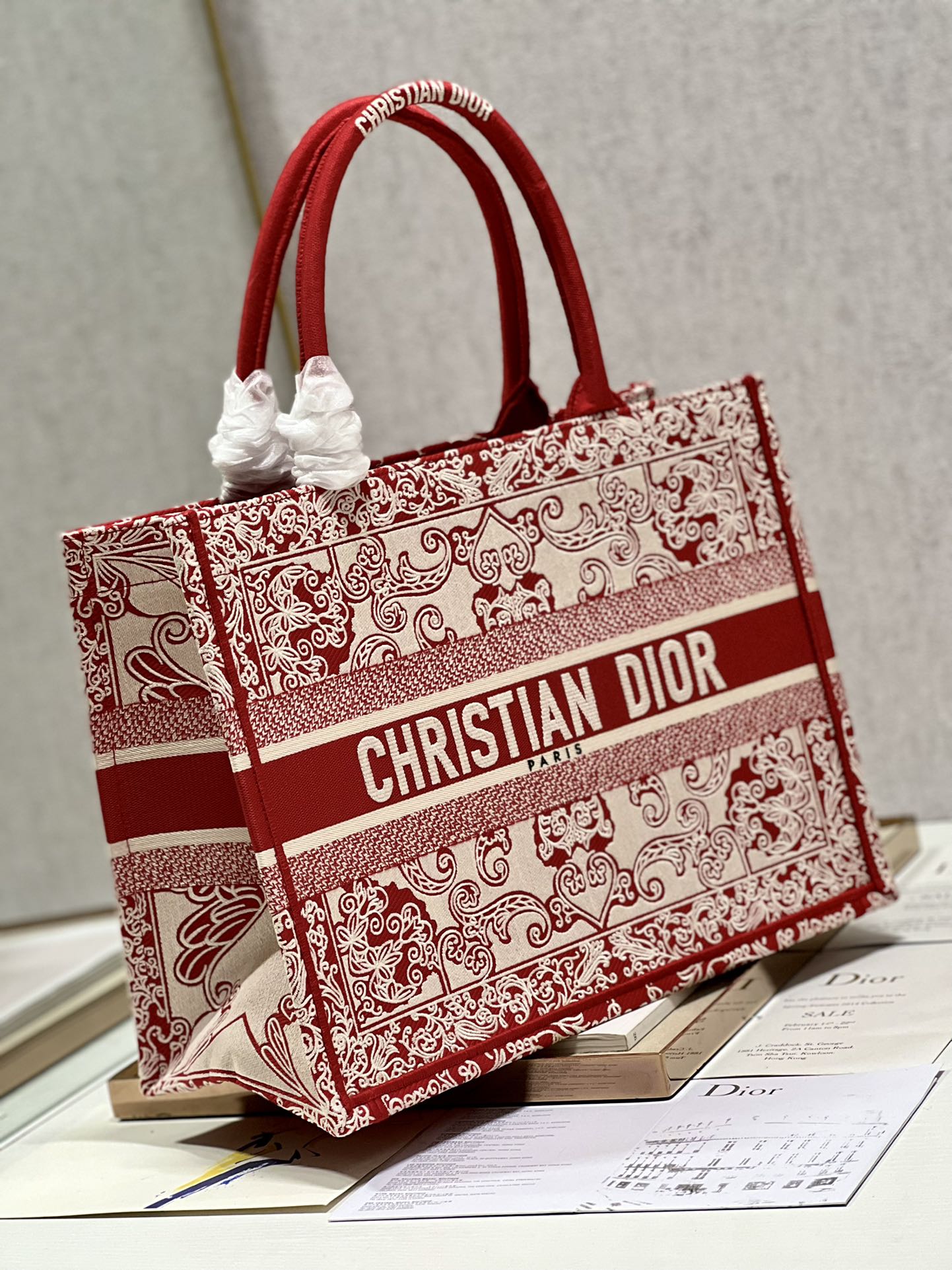 Handbag Dior 1286 size 36  28 cm - vstockx