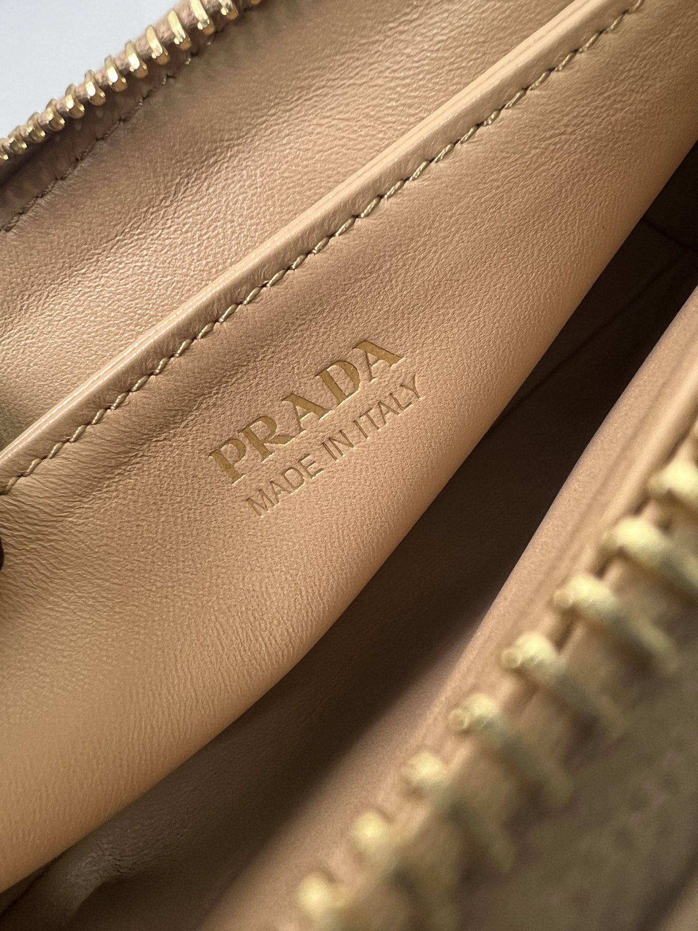 handbags prada 1BH194 23*14*6.5 - vstockx