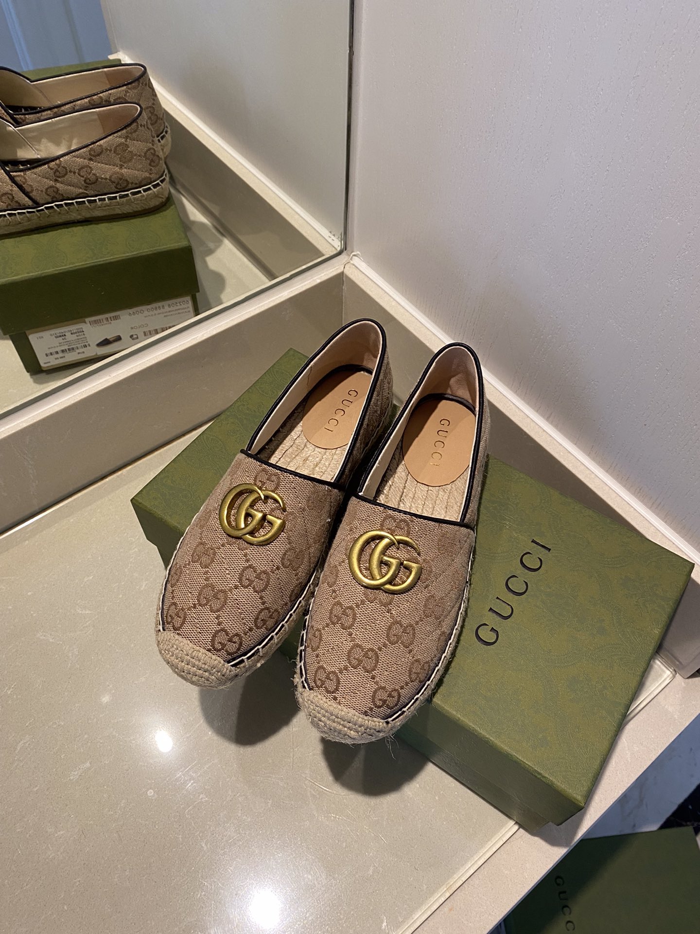 Gucci Leather espadrille with Double G WOMEN 2 - vstockx