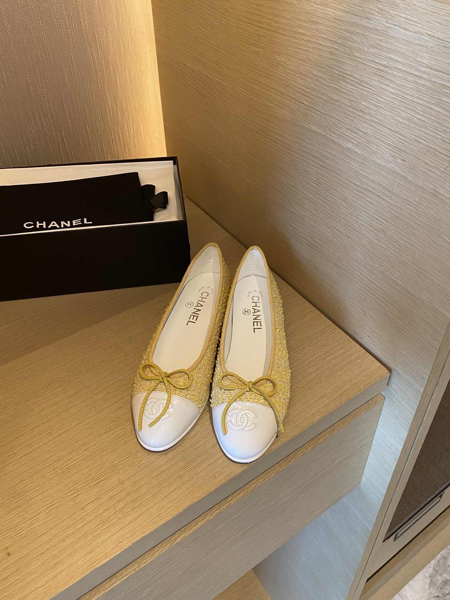 Chanel Ballerinas Fabric & Grosgrain 39 - vstockx