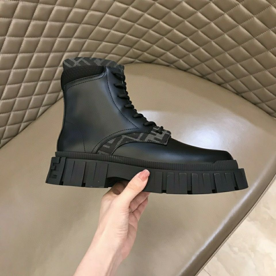 Fendi Force Black leather ankle boots - vstockx