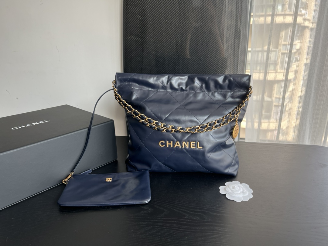Handbag Chanel size 35cmx37cmx7 cm - vstockx