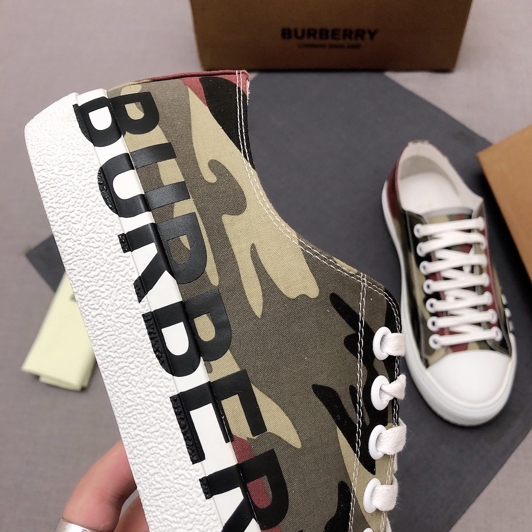 Burberry Perforated Check Sneaker 13 - vstockx
