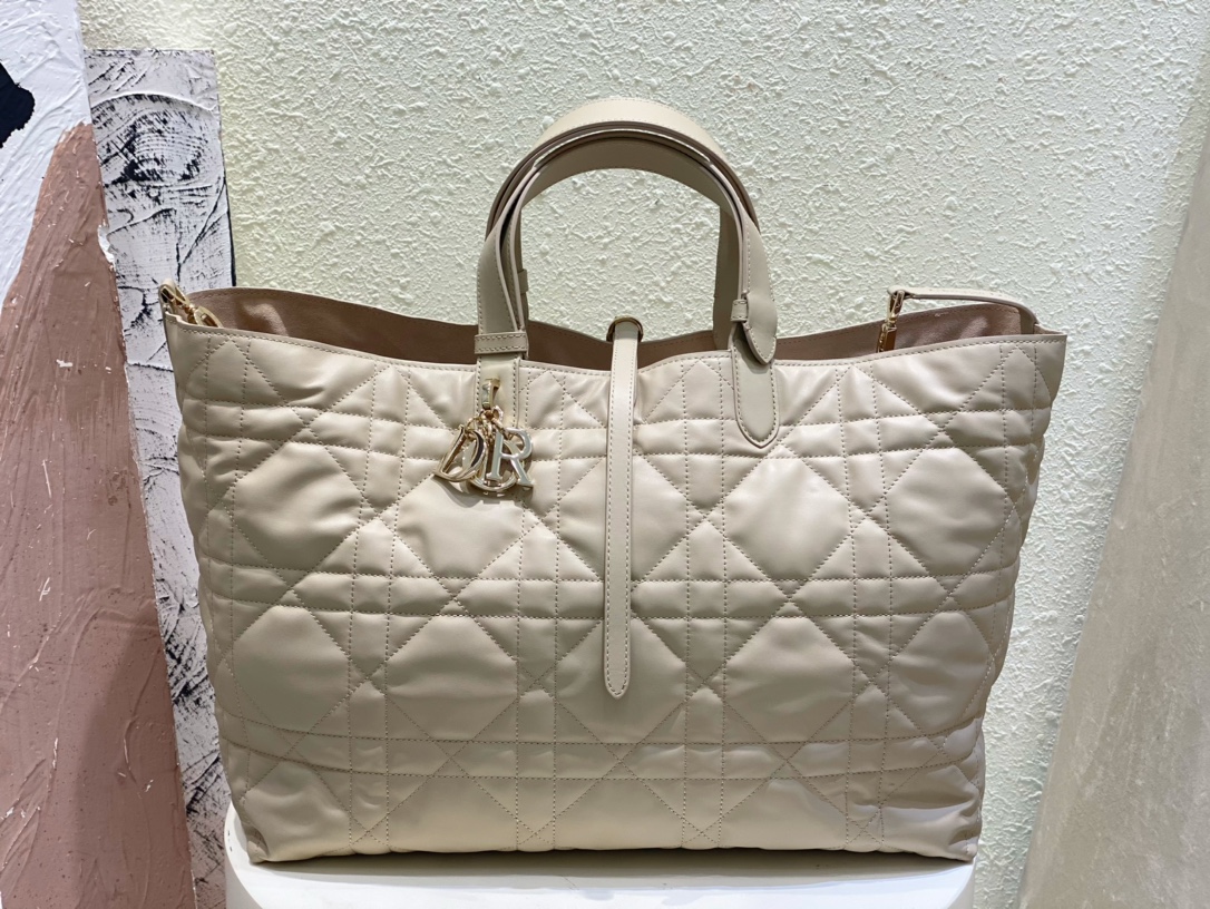 Handbags 6233 size:37 cm - vstockx