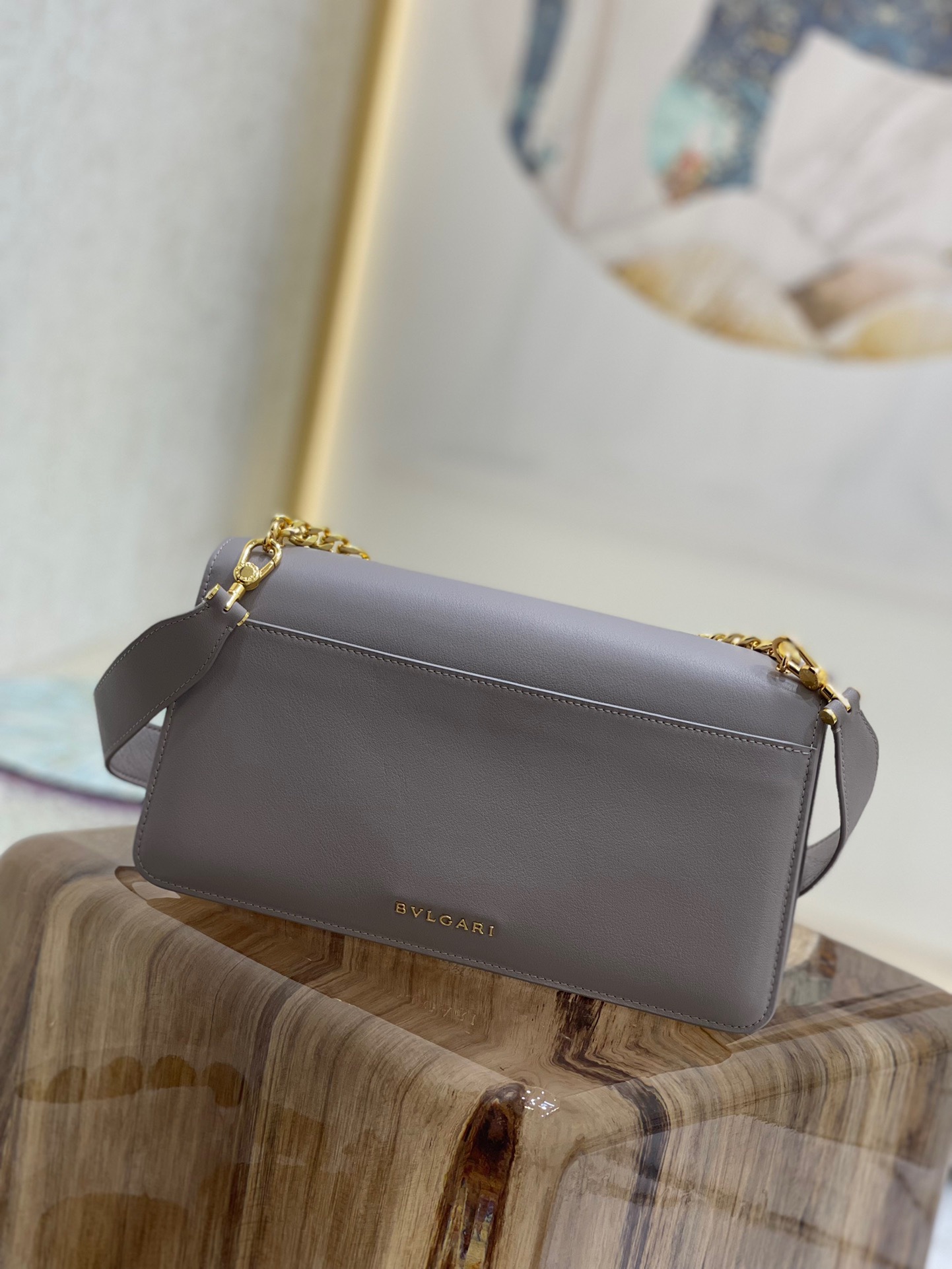 Handbags Bvlgari 292033 size:28*17*6 cm - vstockx