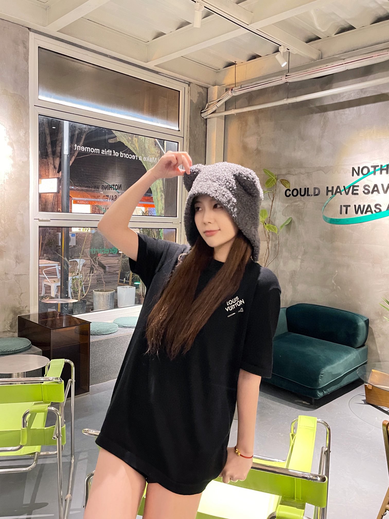 Clothes Louis Vuitton 635 - vstockx