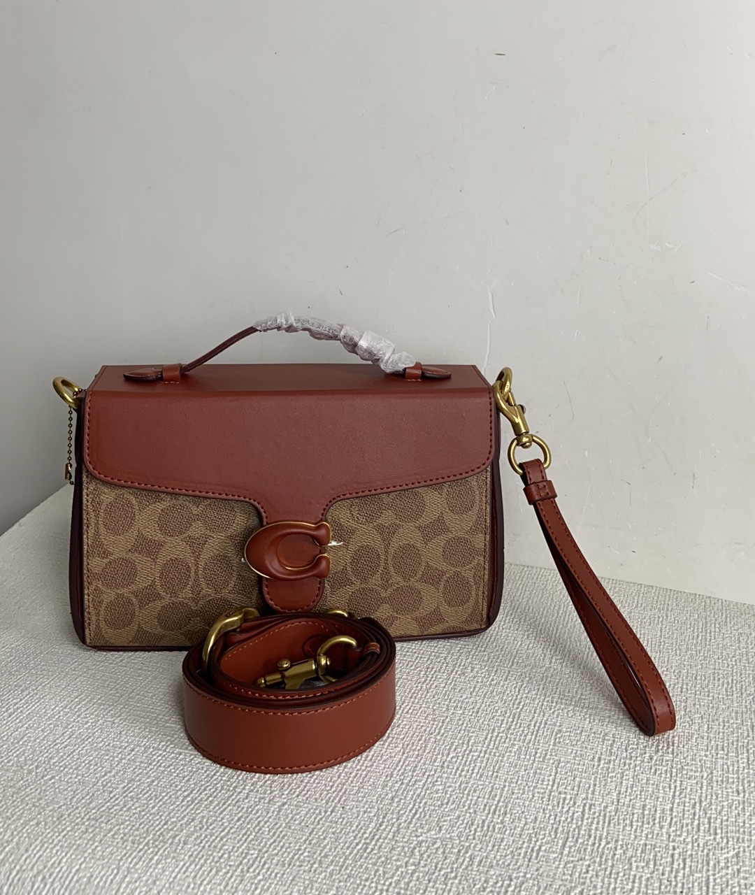 Handbags Coach CH750 size:23*14*5 - vstockx