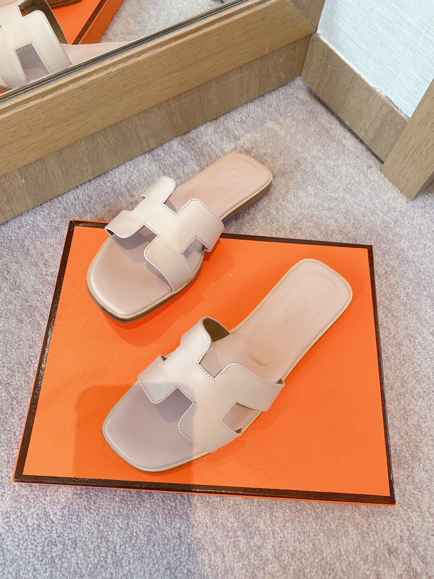 Hermes Sandals 73 - vstockx