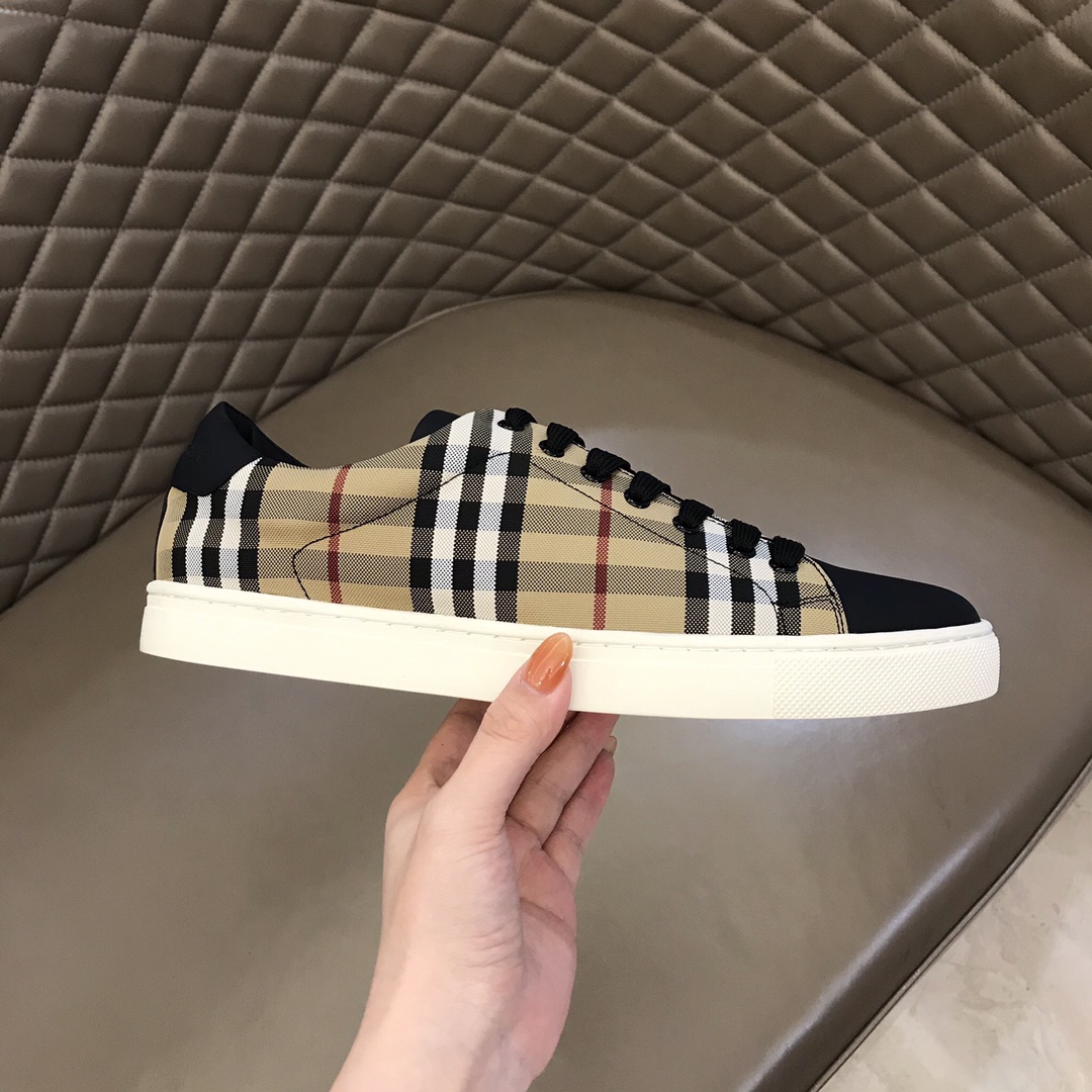 Burberry Perforated Check Sneaker 48 - vstockx